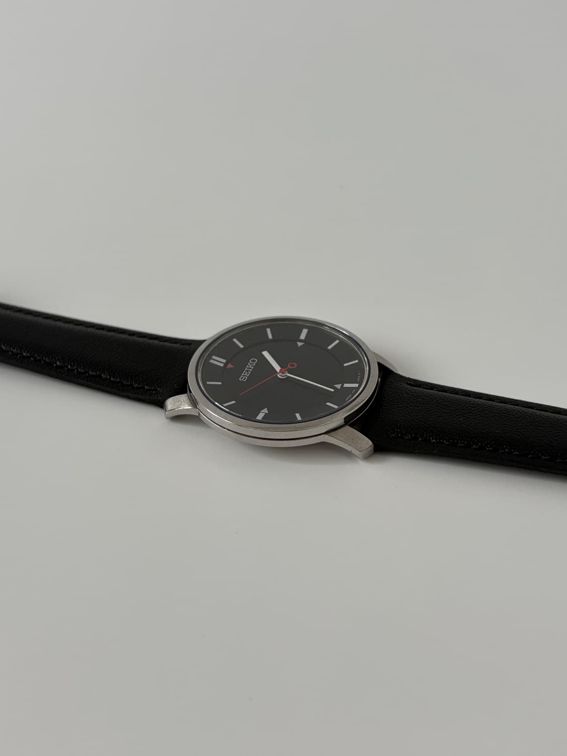 90s black dial silver quartz 상품이미지7