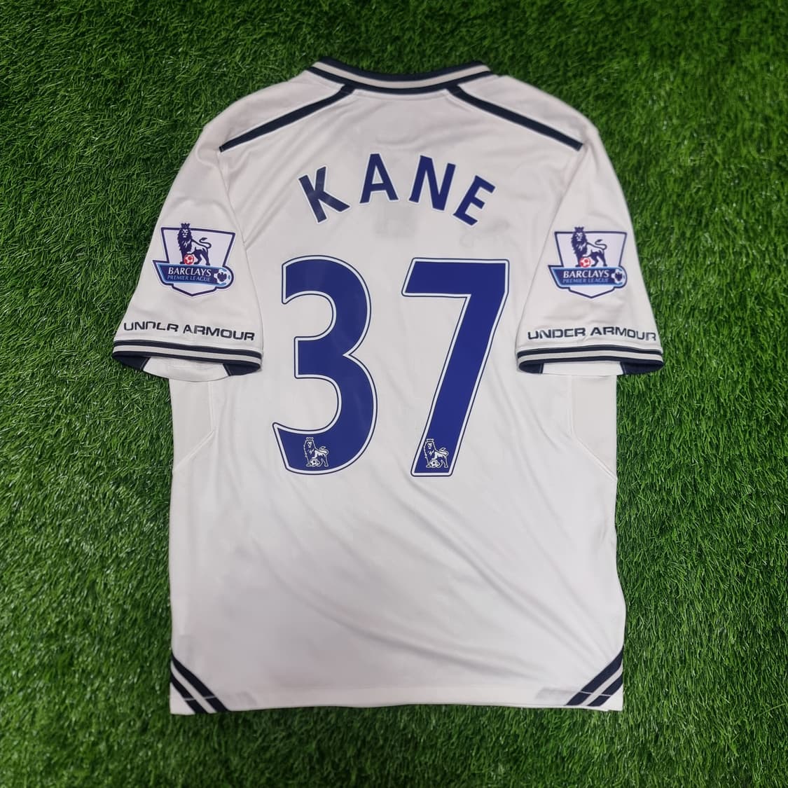 13-14시즌 토트넘 홈 유니폼 #37 케인 상품이미지3
