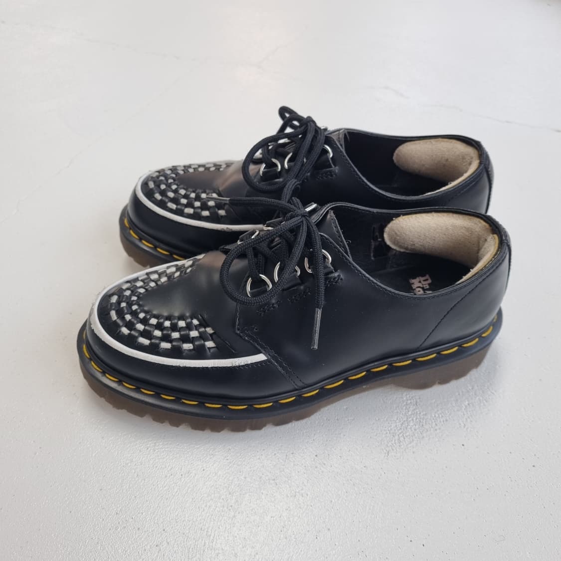 DR.MARTENS 닥터마틴 램지 클리퍼 블랙 - 220 (UK3) 상품이미지2