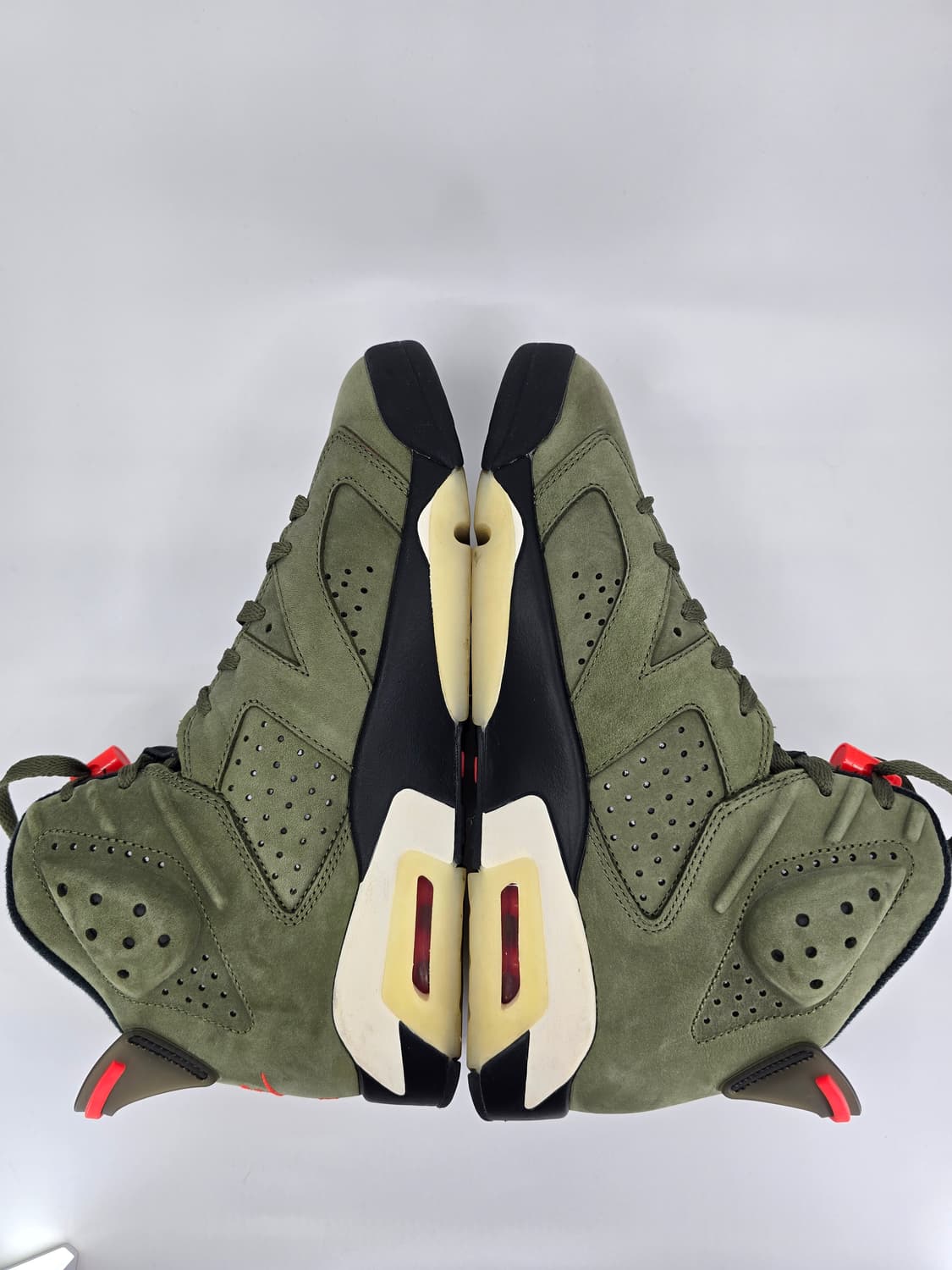 조던6 x 트래비스 스캇 레트로 올리브 (265) 상품이미지5