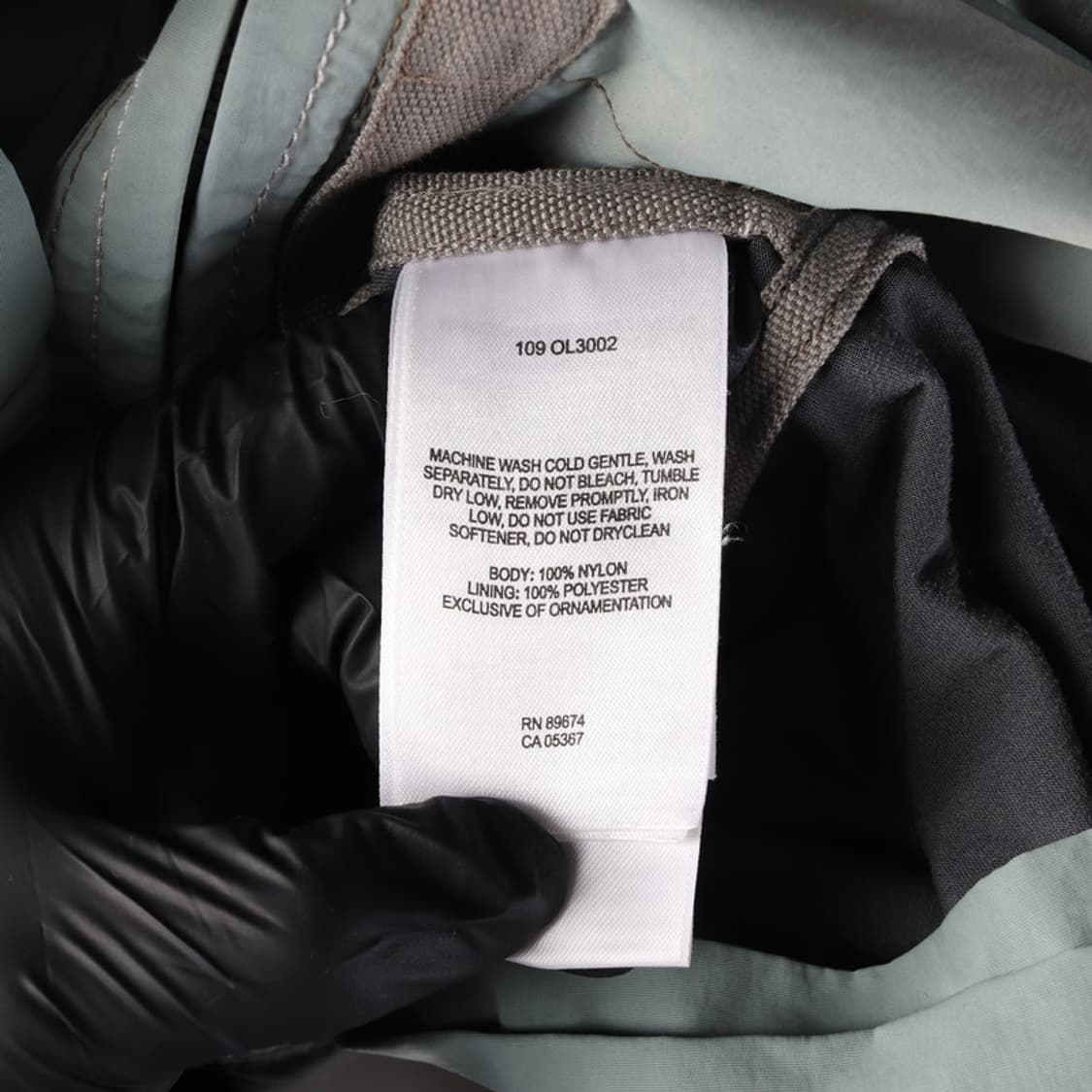 마운틴하드웨어 테크니컬 후드 윈드브레이커 8 상품이미지7