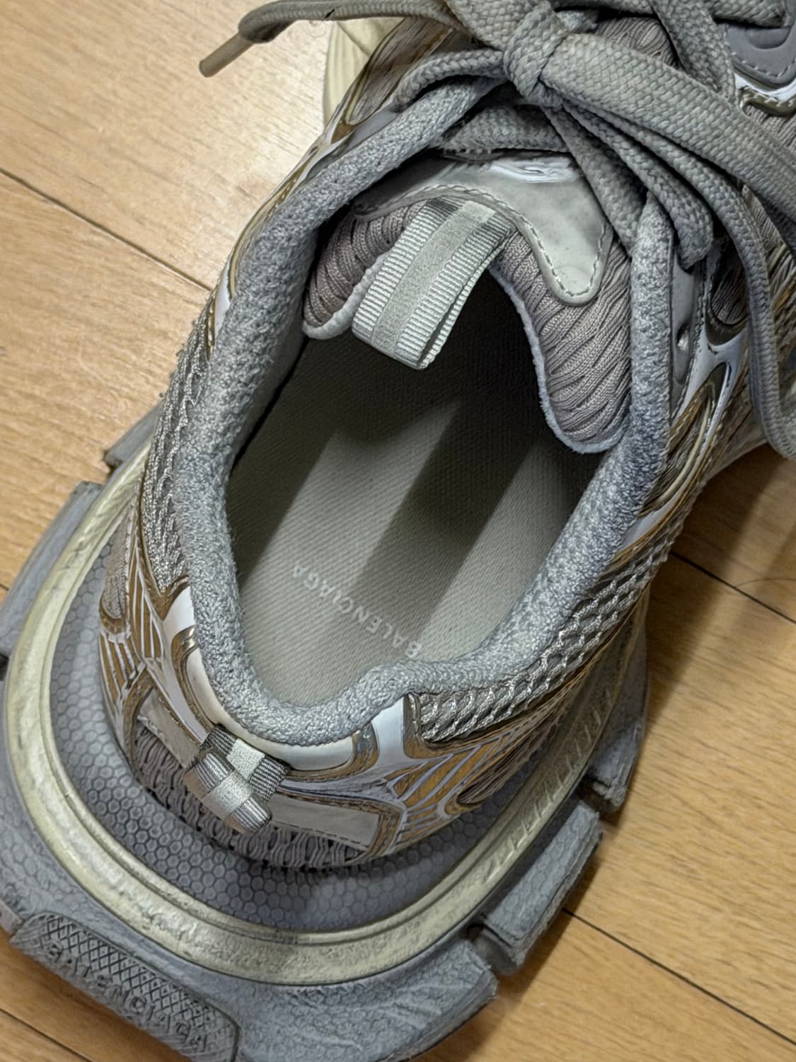 발렌시아가 3xl 에그쉘 42 상품이미지2