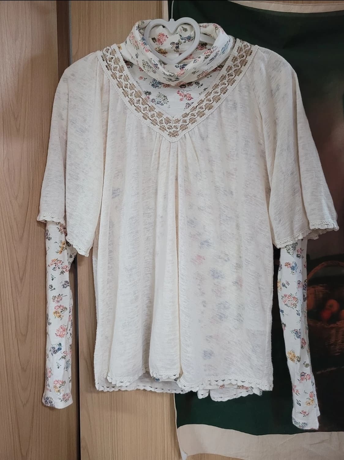 [착용샷o] 빈티지 레이어드 반팔니트 하구미룩 모리걸룩 상품이미지2