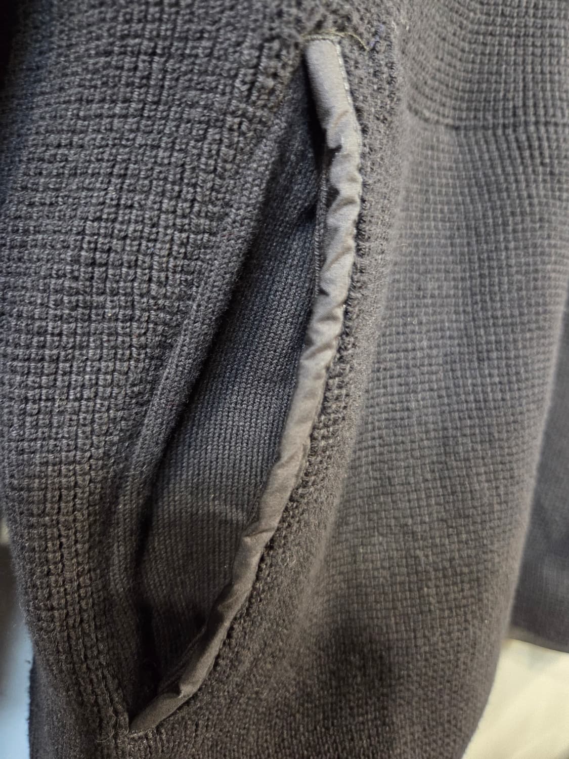 G-STAR검정색 넥 풀집업 니트 자켓(XL) 상품이미지3