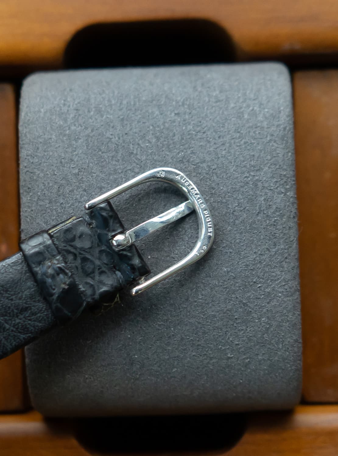 오데마피게 클래식 울트라씬 18K 화이트골드 금통 쿼츠 빈티지 시계 상품이미지6