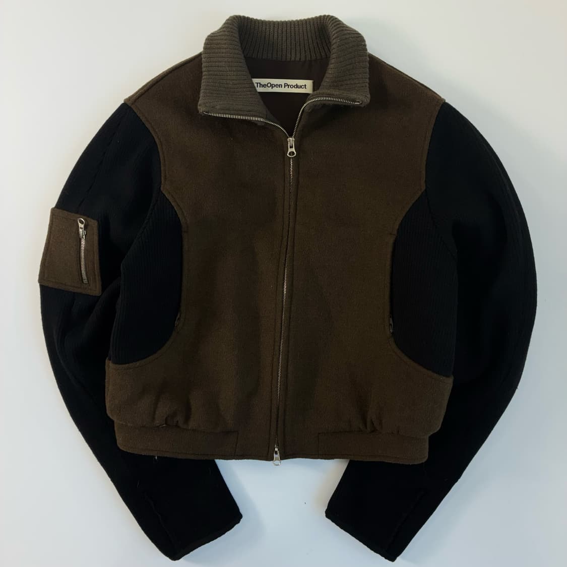 The open product  더오픈프로덕트 서클러 포켓 봄버 자켓   상품이미지1