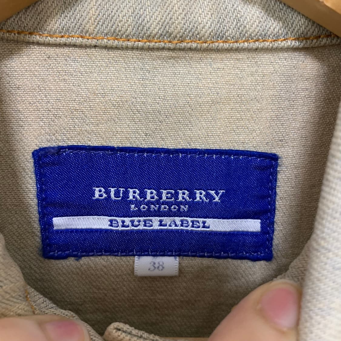 버버리 블루라벨 크롭 데저트 워싱 데님 7부 퍼프소매 자켓 38사이즈 상품이미지7