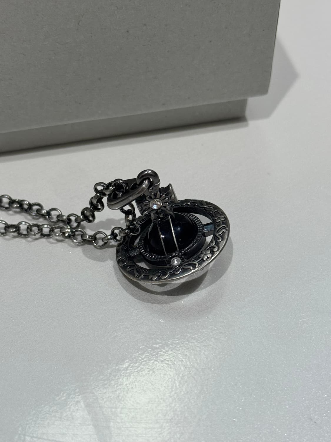 비비안웨스트우드 고딕 미니바스 블랙 팬던트 orb 목걸이 상품이미지1