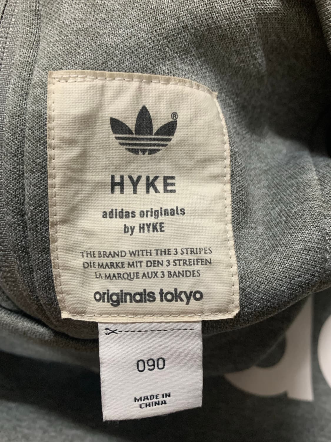 ADIDAS by HYKE 아디다스 하이크 15/FW 크루넥 상품이미지7