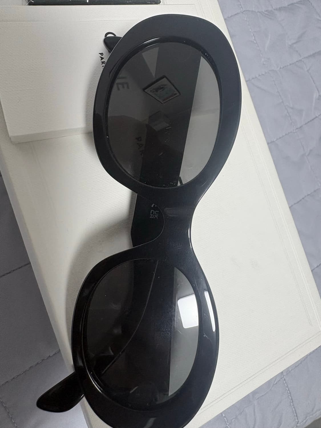 셀린느 트리옹프 01 선글라스, 미니백 상품이미지3