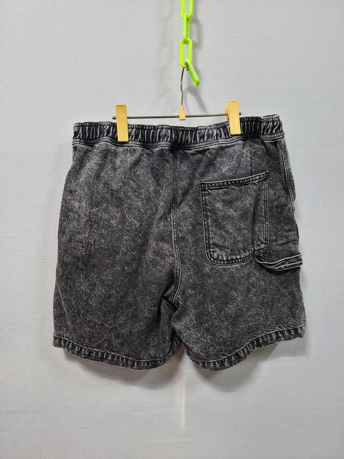 솔리드옴므 블랙 워싱 데님 반바지 남성34 상품이미지2