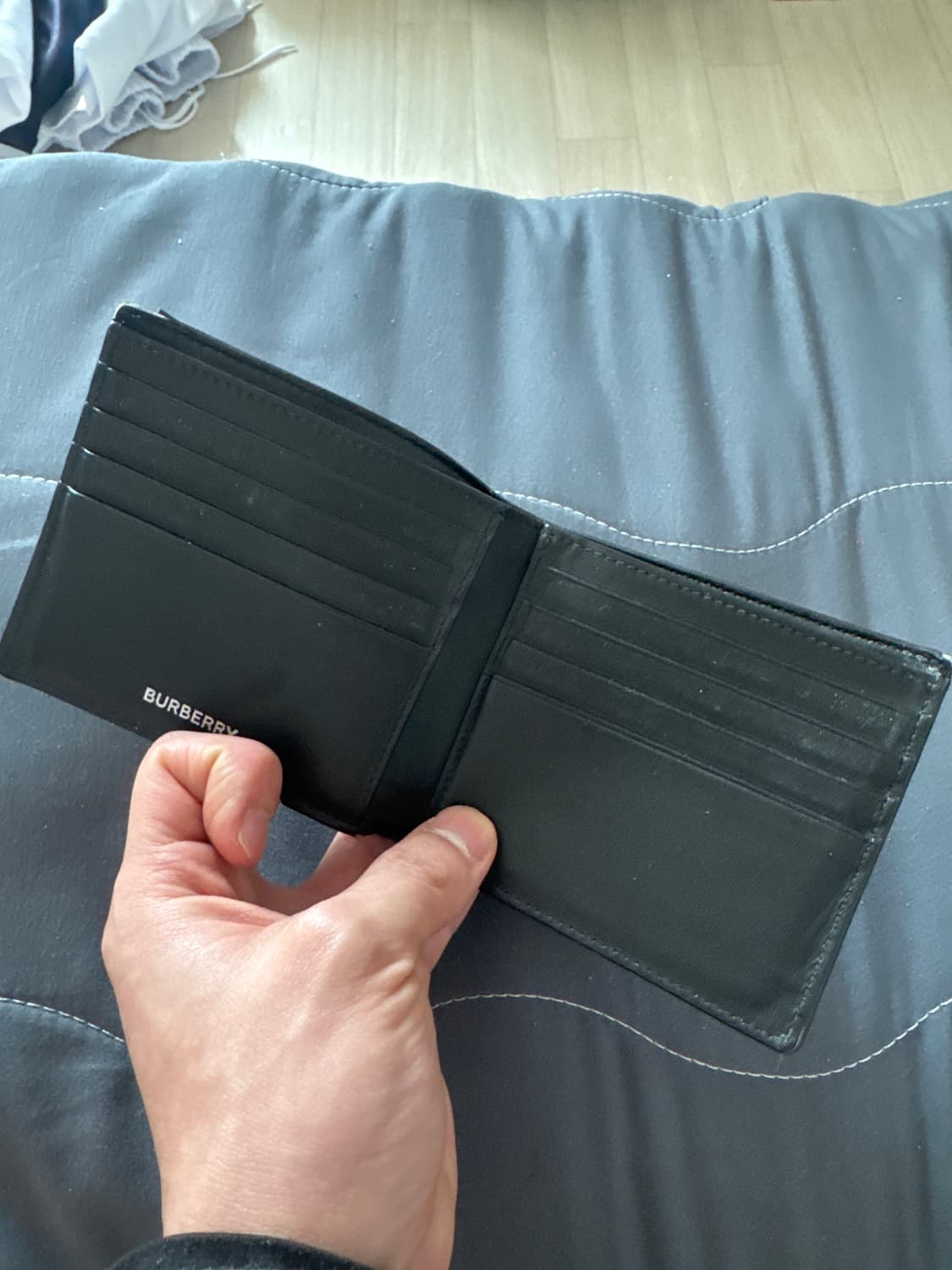 버버리 반지갑 상품이미지2
