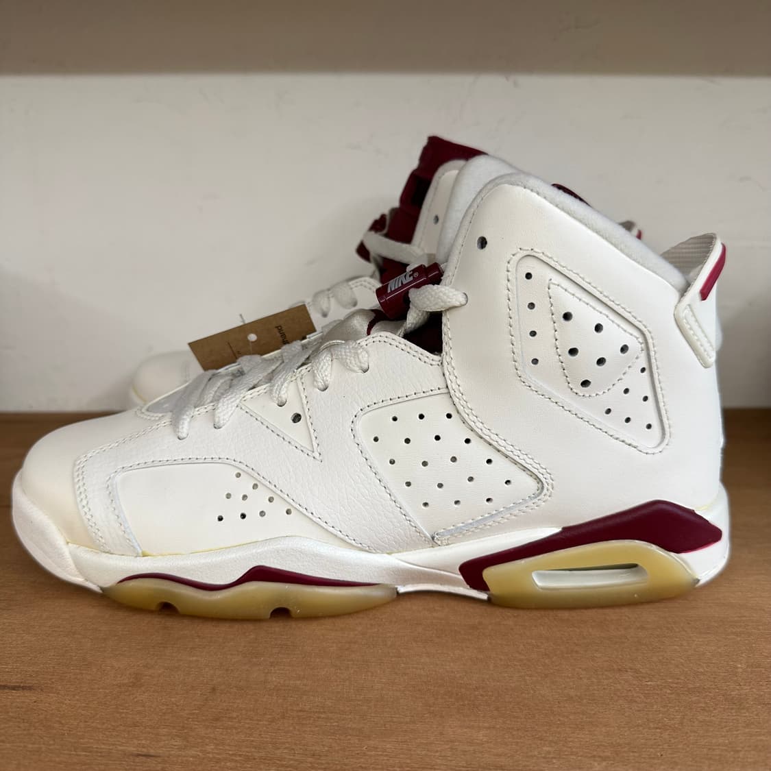 나이키 에어조던6 ‘마룬’ 상품이미지3