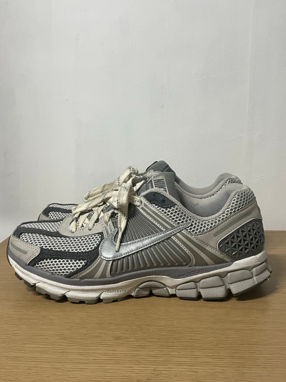 나이키 줌보메로sp 라이트 아이언오어 상품이미지1