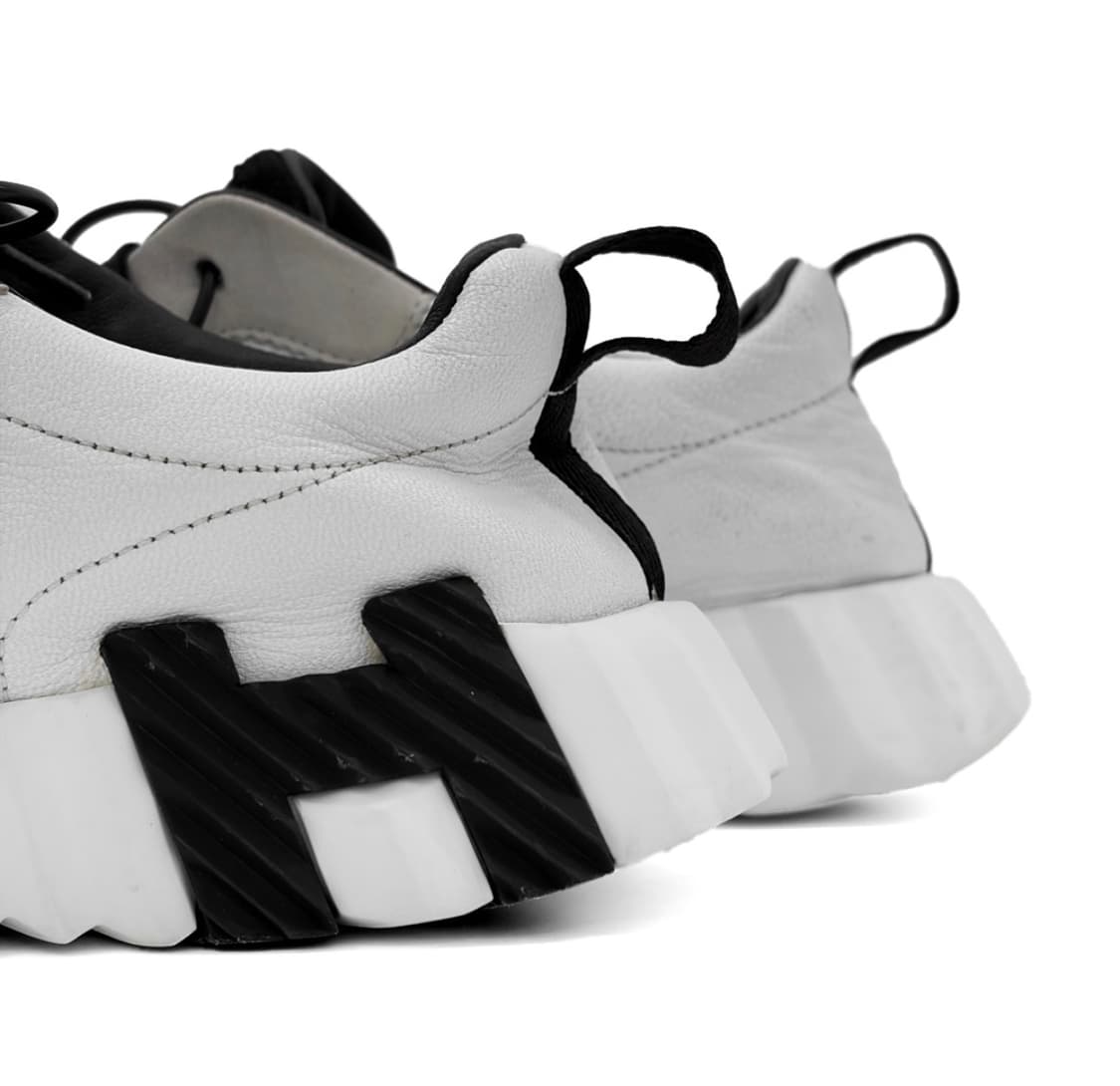 [38] 에르메스 여성 바운싱 카프스킨 스웨이드 스니커즈 블랑 누아 상품이미지8