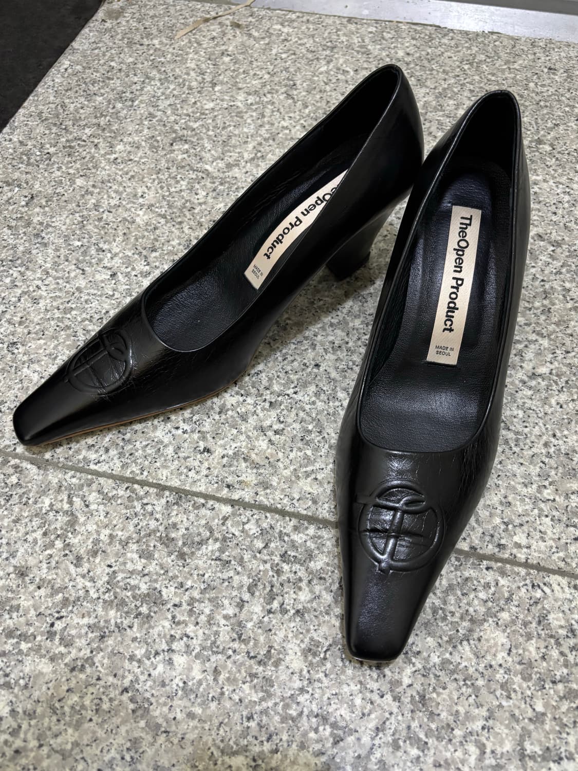 더오픈프로덕트 블랙 힐 (새상품) 상품이미지1