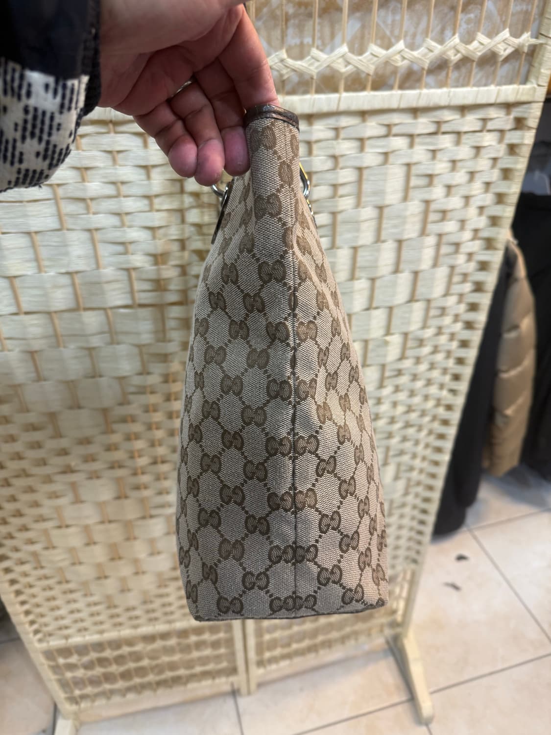 정품 구찌 GG 자가드 쇼퍼백 팝니다 상품이미지5