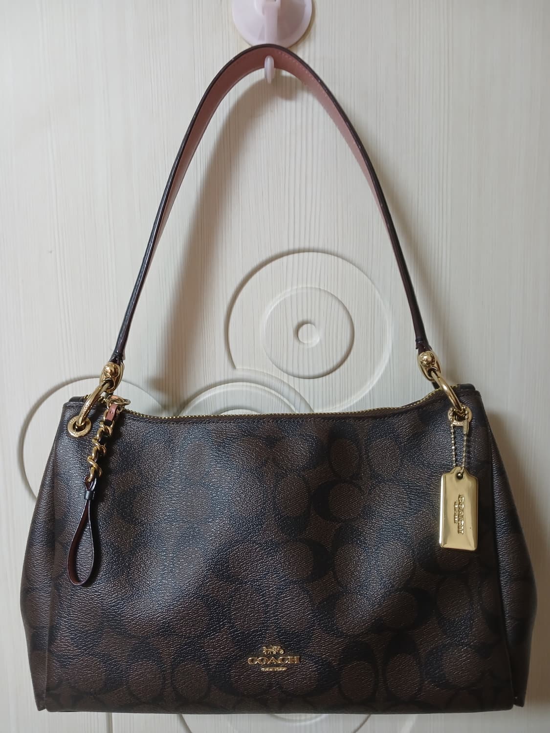 코치 숄더백  상품이미지2