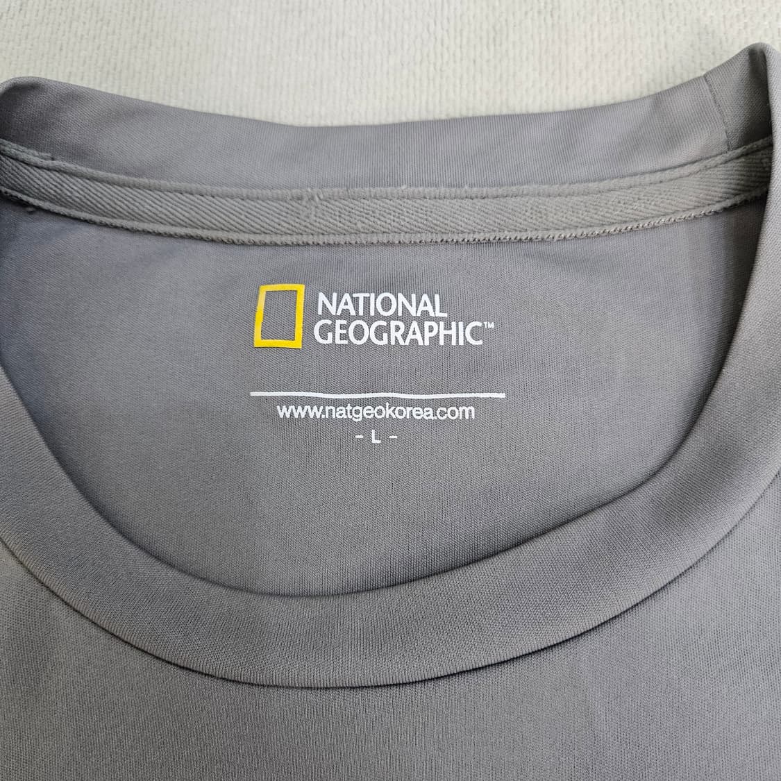L 네셔널지오그래픽 스몰로고 반팔티 0326Y 상품이미지3