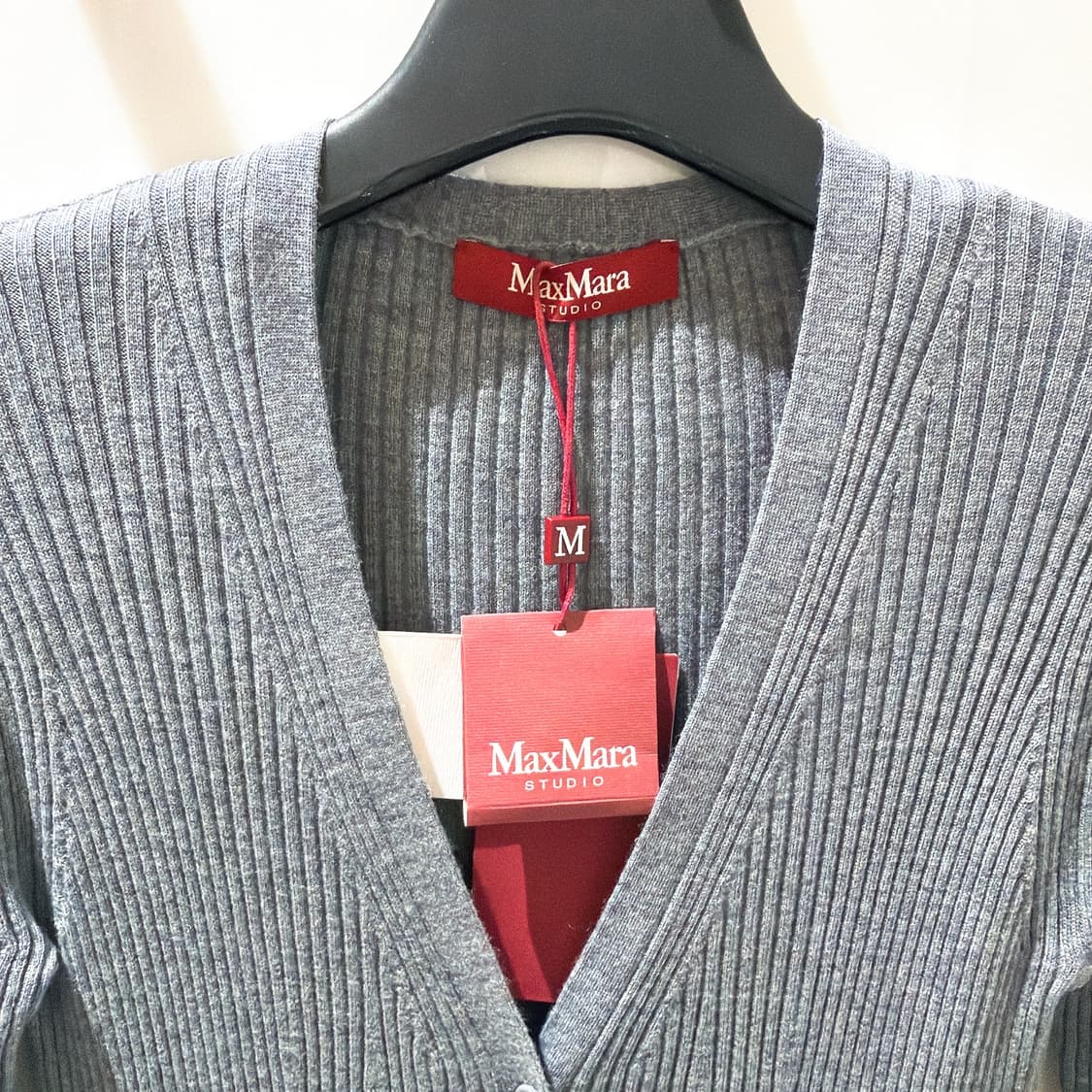 (정품/새상품) 막스마라 스튜디오 여성 그레이 울 크리스탈 니트 가디건 상품이미지2