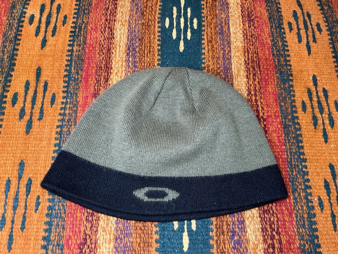 오클리 로고 니트 비니 상품이미지2