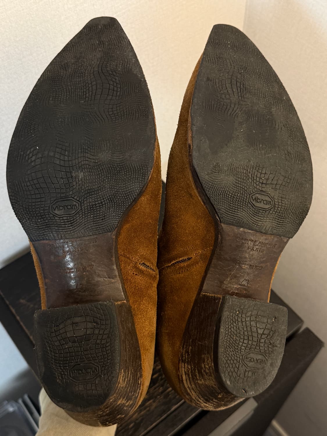 생로랑 스터드 루카스 판매 상품이미지6