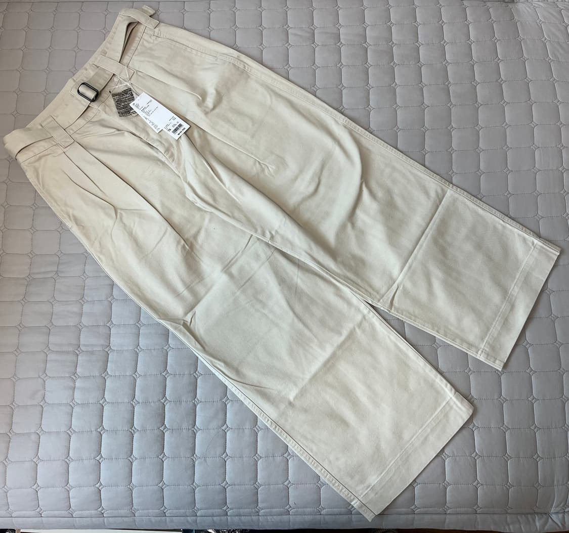 새상품) 유니클로 벨티드 턱 와이드 팬츠 상품이미지1