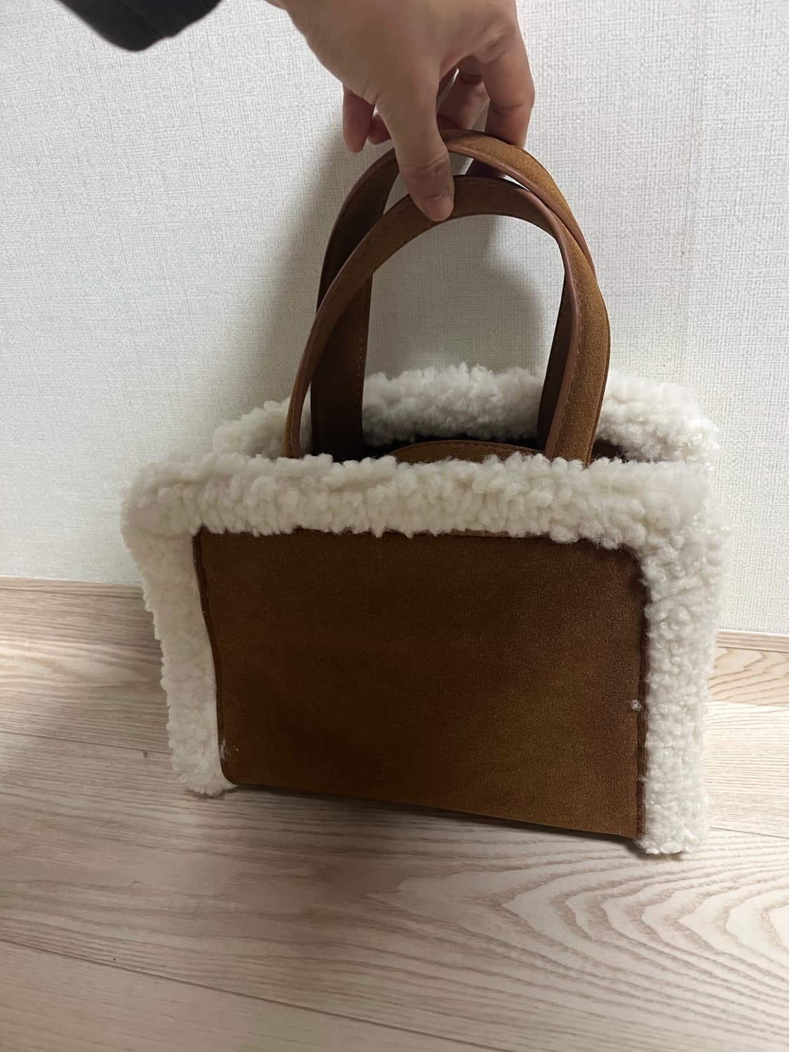 브레라 양털 디어백 브라운 상품이미지3