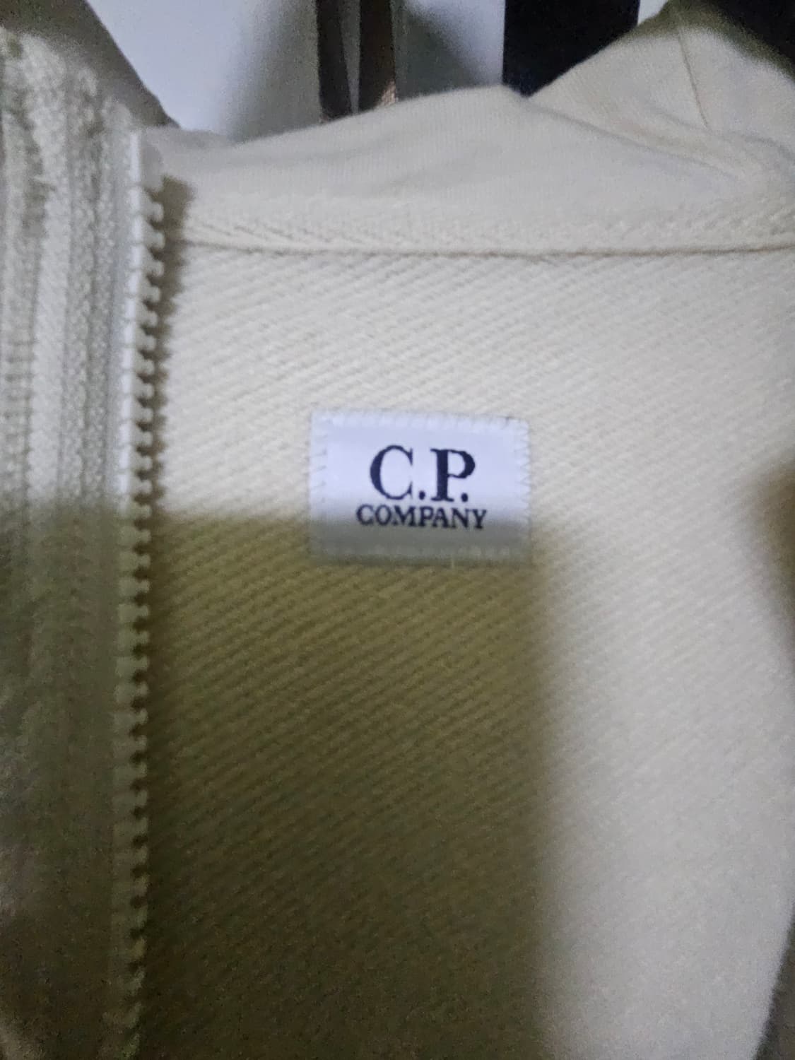 cp컴퍼니 고글 후드집업 상품이미지4