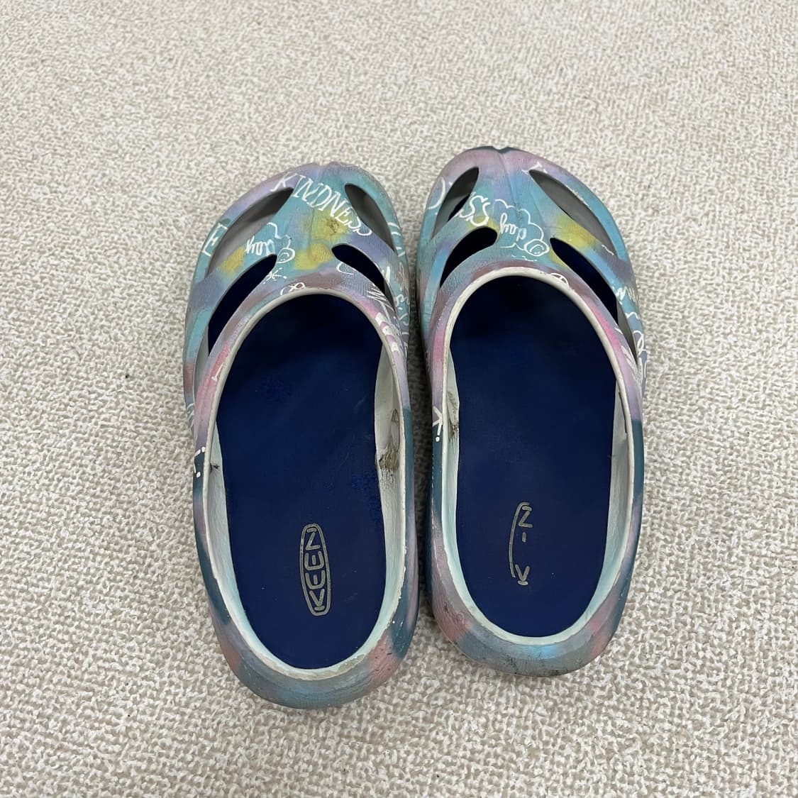 235-40정도 킨 샨티 슬라이드 슬리퍼 0123M 상품이미지3