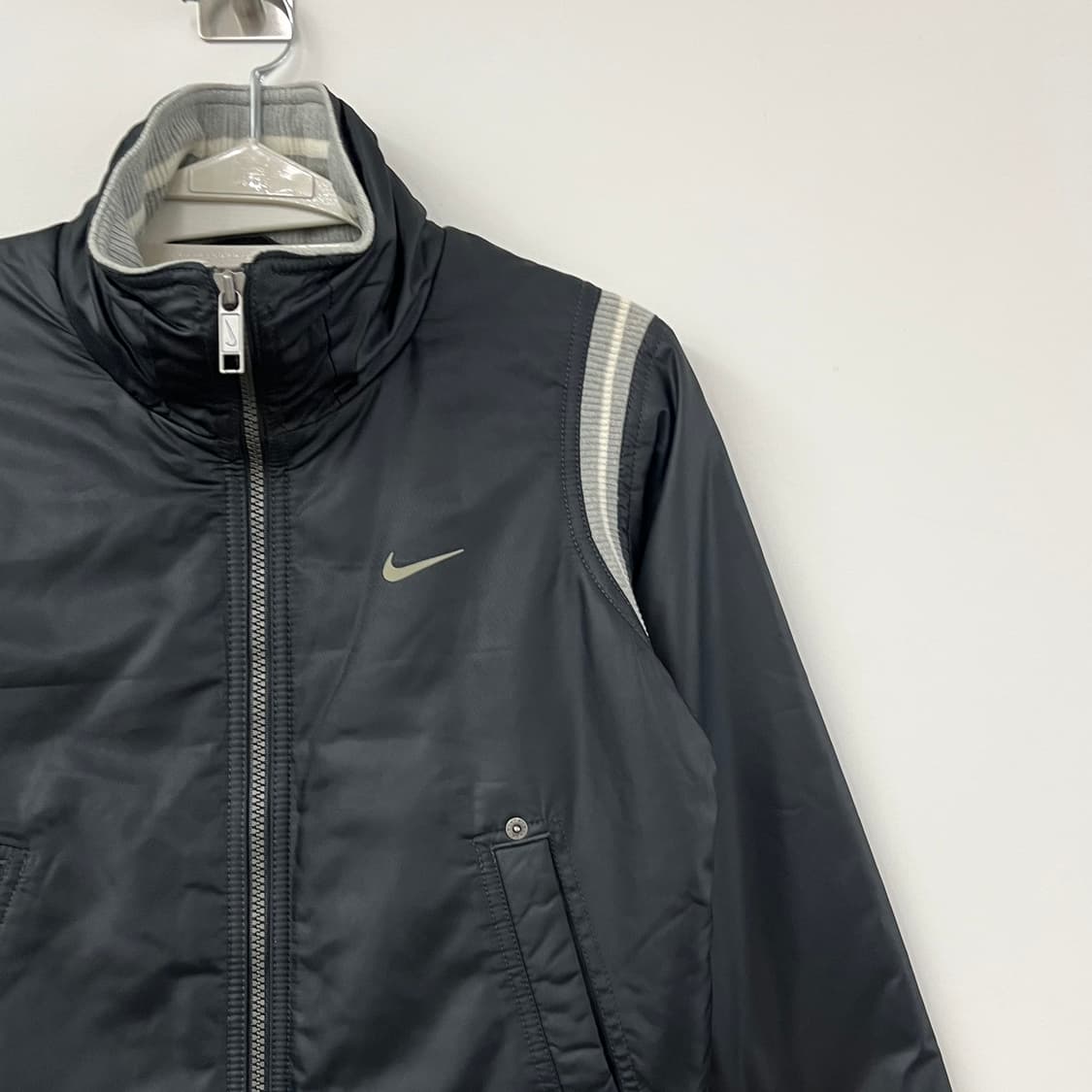 나이키 자수로고 투웨이 크롭 바시티 자켓 상품이미지4