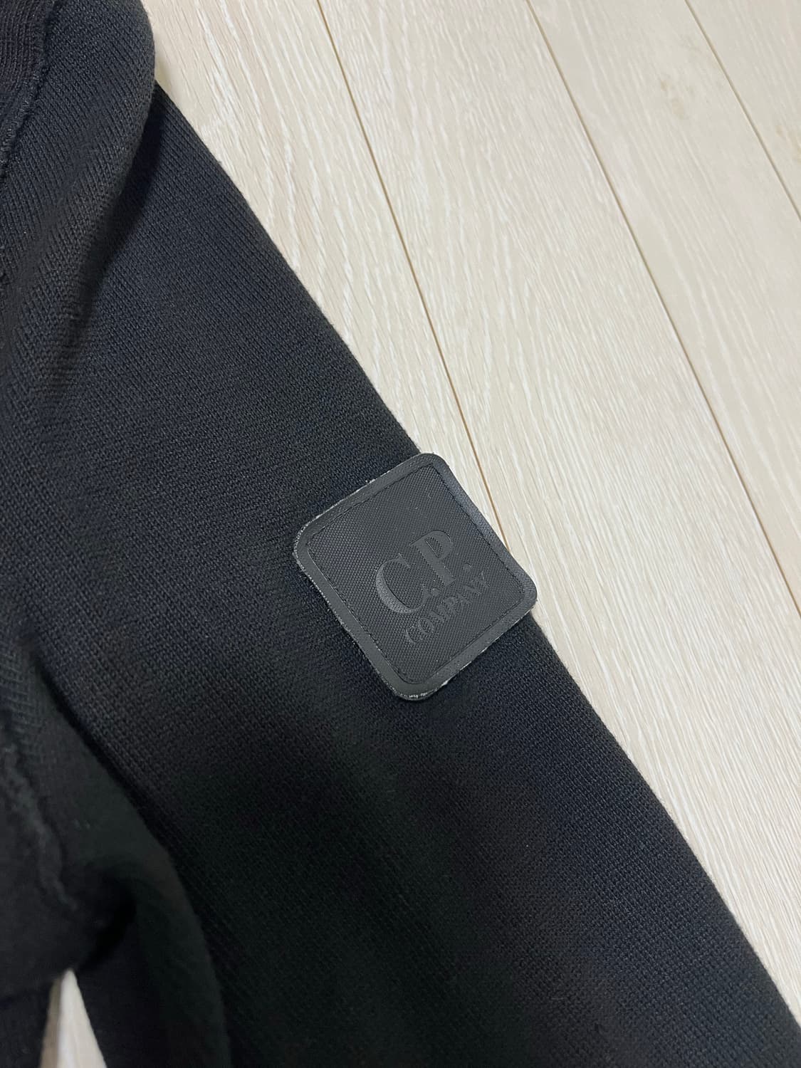 CP컴퍼니 집업후드니트 L 100 상품이미지4