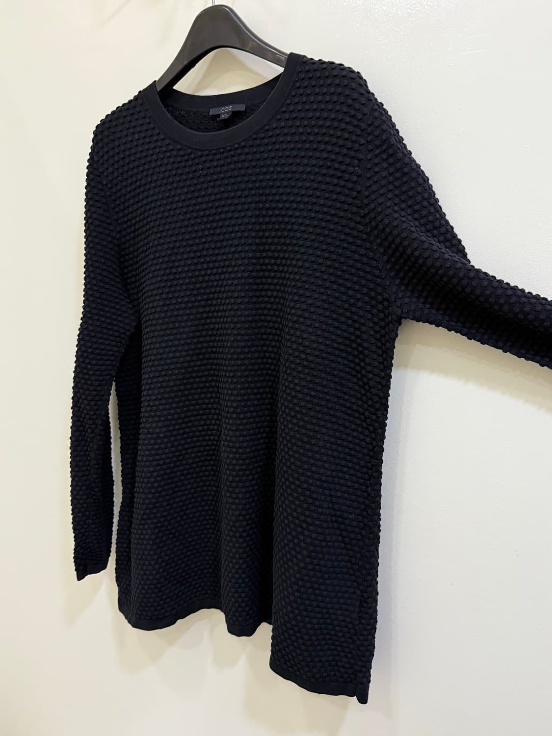 코스 cos 앰보 긴팔 티셔츠 정품 상품이미지2