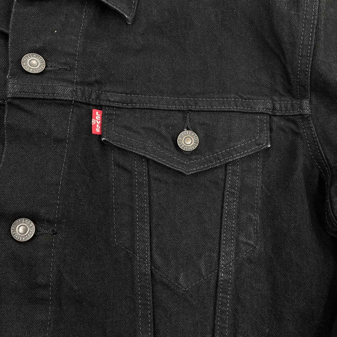 리바이스 레드 탭 흑청 데님 트러커 자켓 (105) 상품이미지4