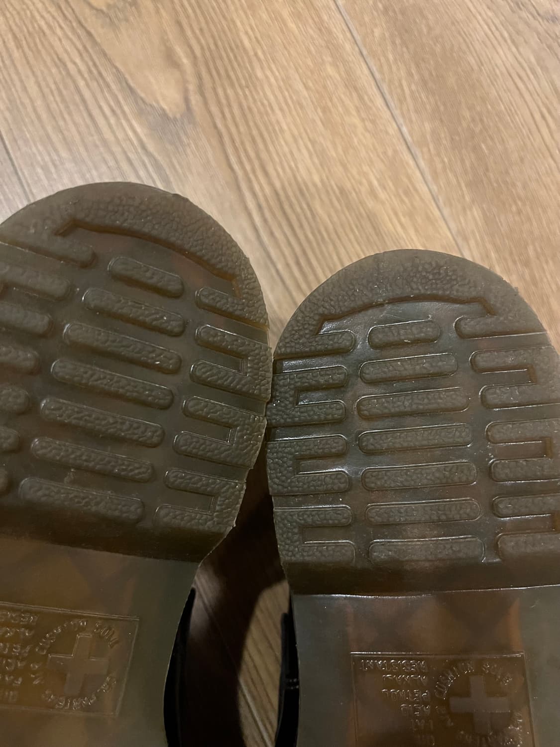 닥터마틴 아드리안 체리 9사이즈 상품이미지7