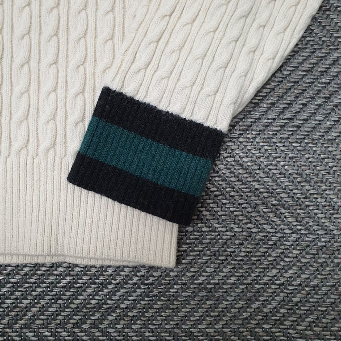 라코스테 브이넥 케이블 니트 스웨터 남자105 상품이미지4