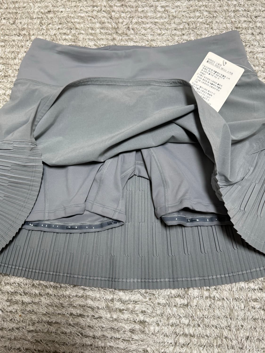 (택o 미착) 룰루레몬 테니스 스커트  6 170/68A 상품이미지3