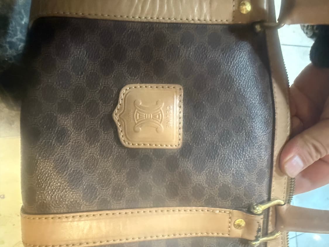 정품 셀린느 마카담 여행용 보스턴백 팝니다 상품이미지8