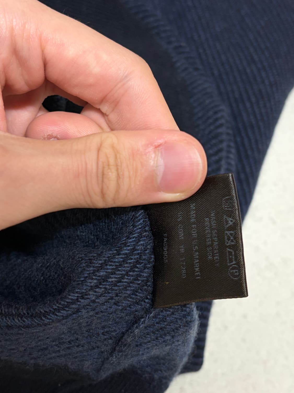 (최고가라인) 로로피아나 로드스터 캐시미어 풀 니트 반집업 50 상품이미지7