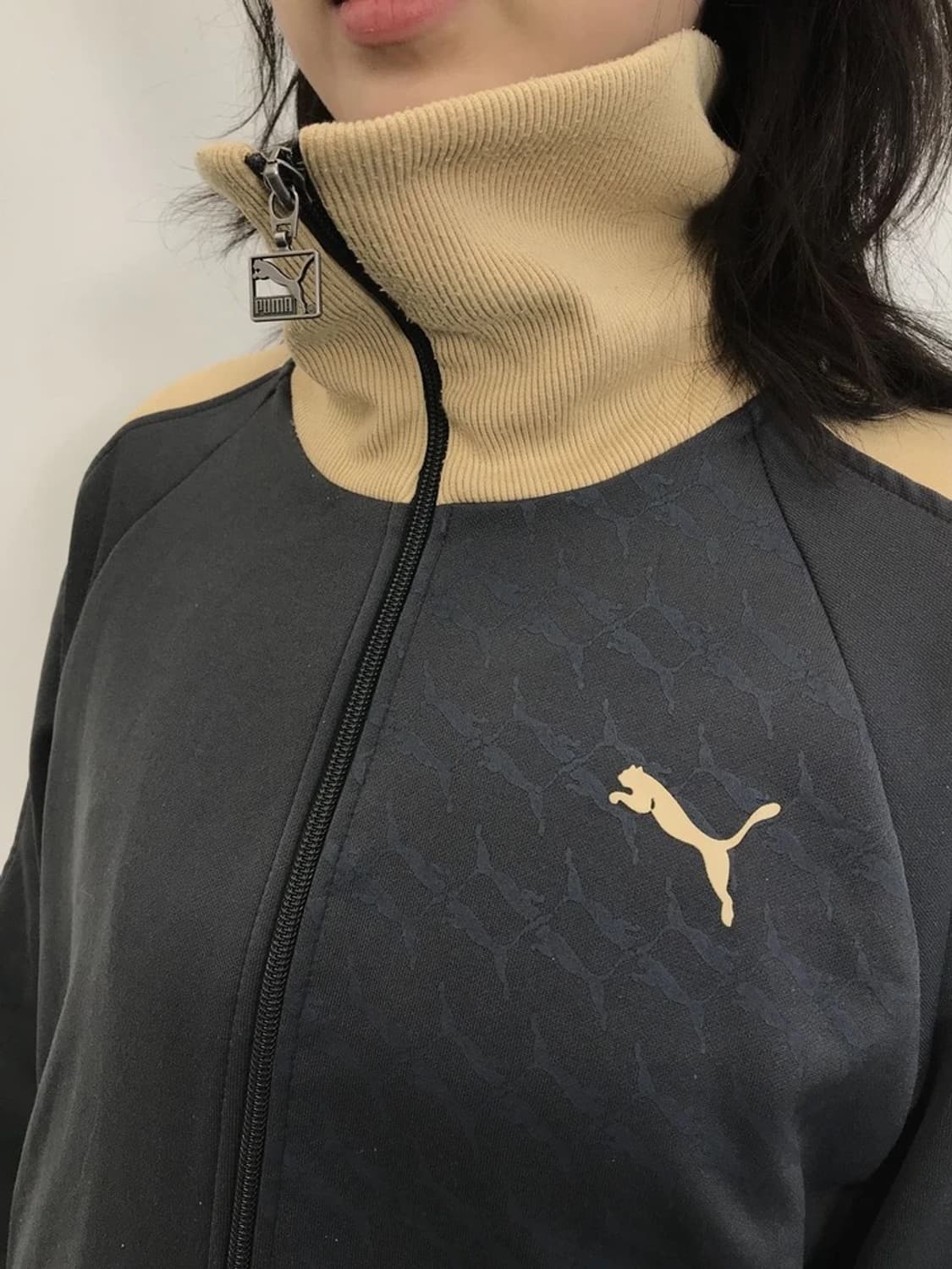 Puma Charcoal Beige Track Jacket 상품이미지2