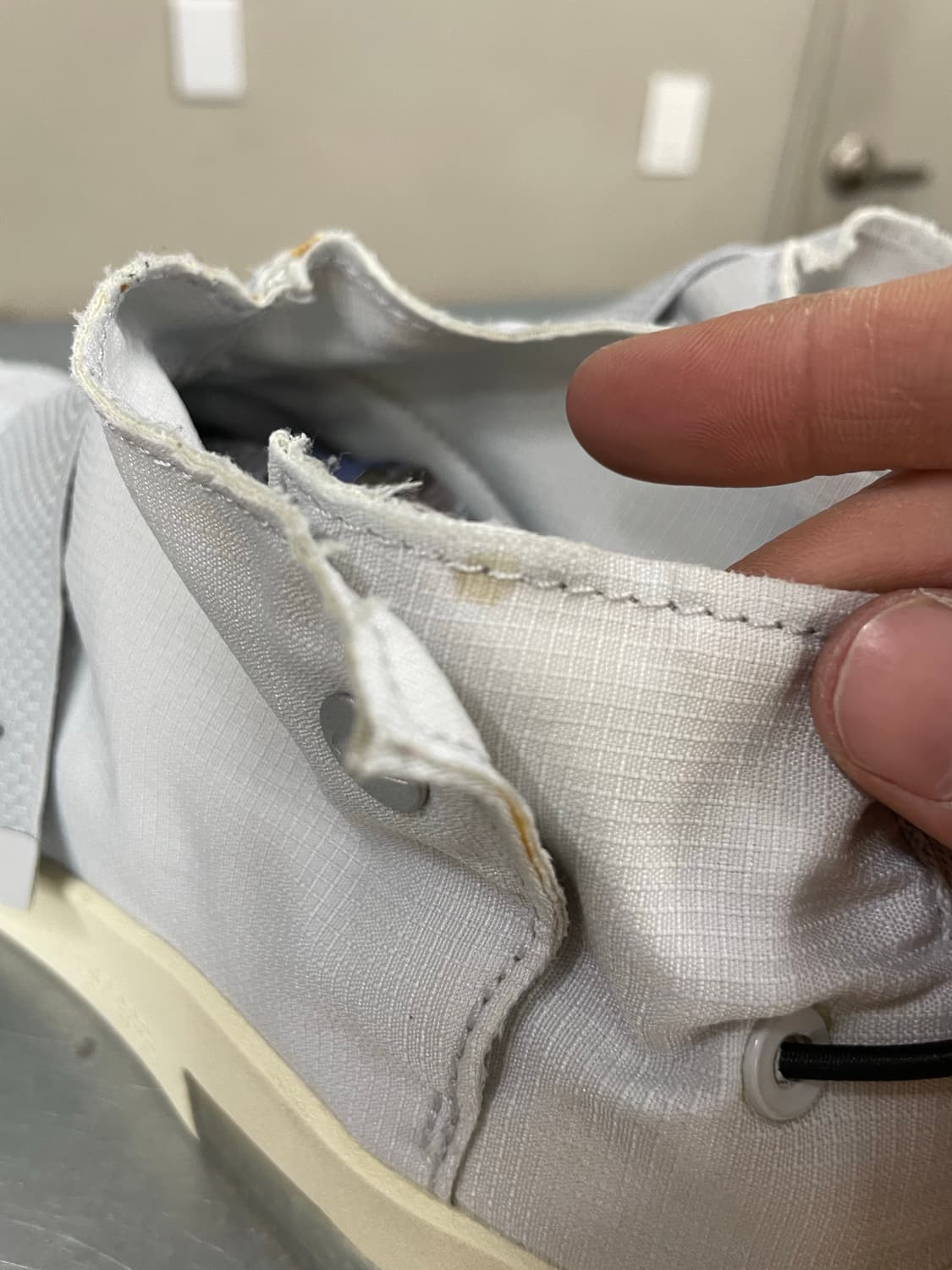 나이키 X 피어 오브 갓 모카신 퓨어 플레티넘 270 상품이미지9