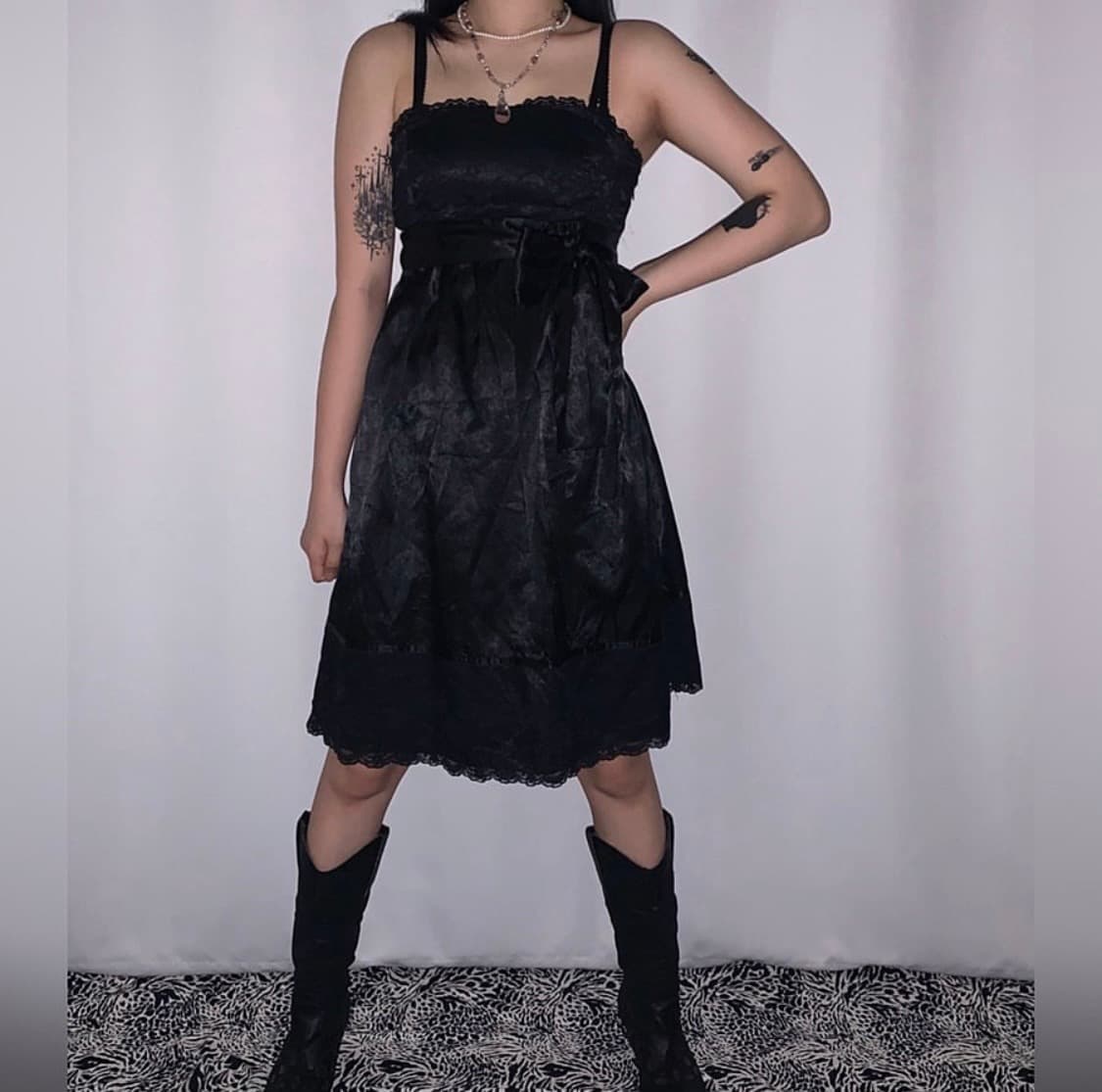 레이스 슬리브리스 미니 원피스 상품이미지1