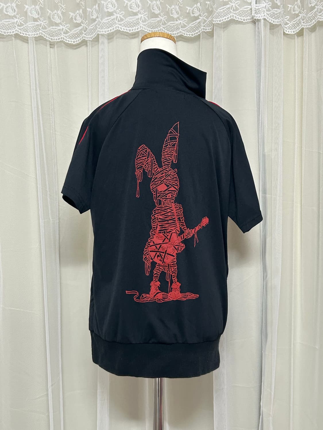 알곤퀸즈 해골토끼 사선하이넥 반팔 집업자켓 펑크 상품이미지3