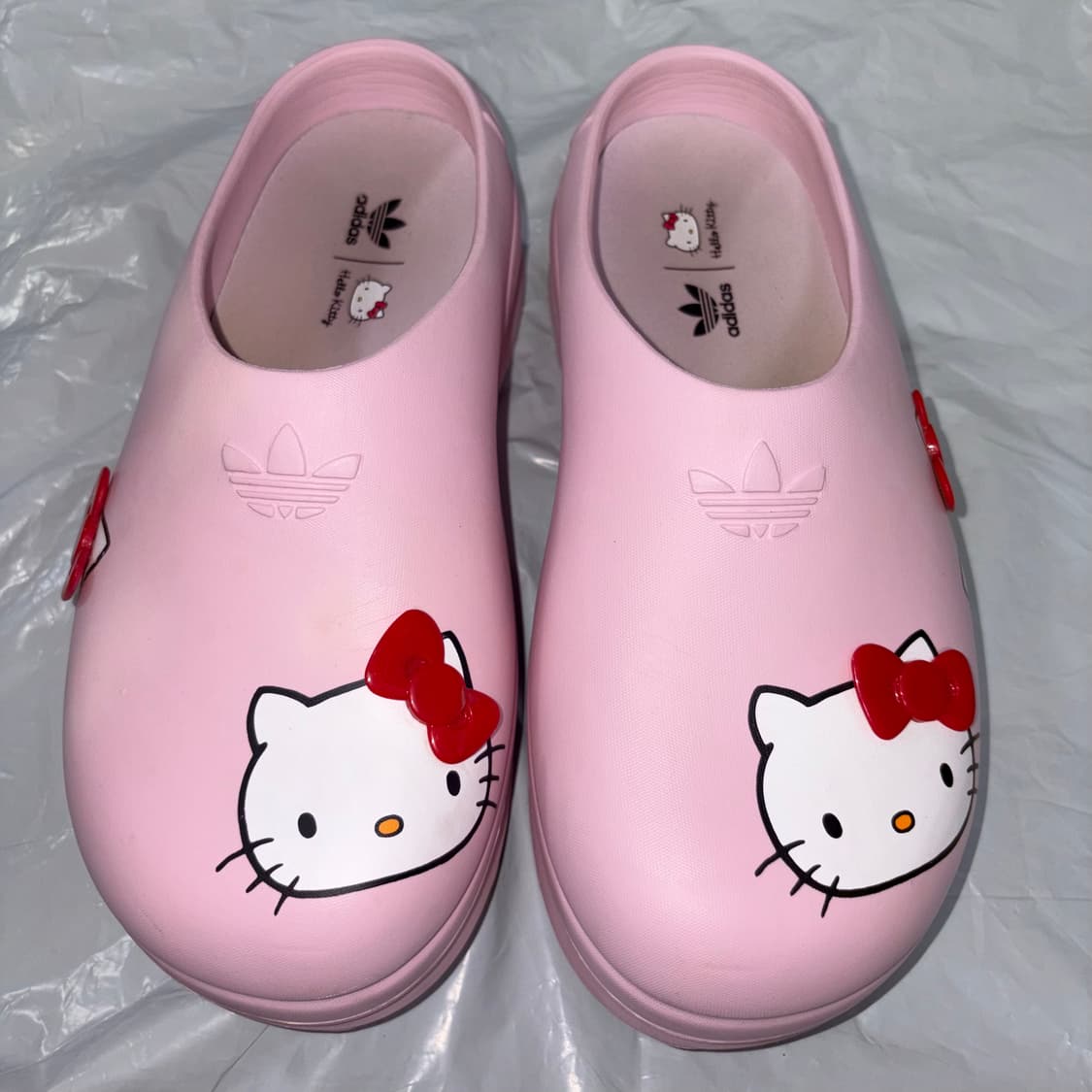 아디다스 헬로키티 아디폼 스탠 스미스 뮬 클리어 핑크 레드 255 상품이미지1