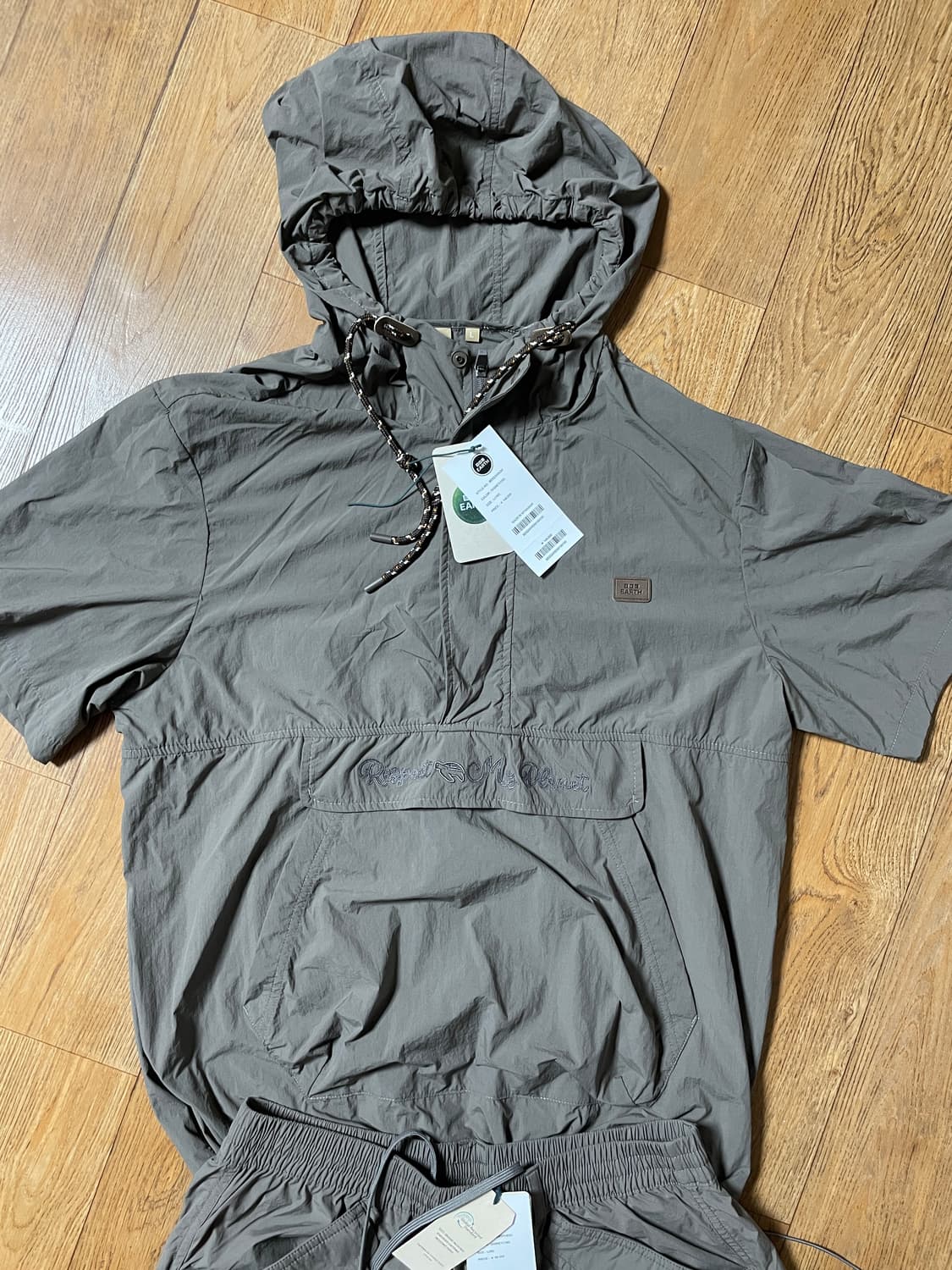 비비씨어스 재스퍼 아노락 셋업 다크그레이 L 새상품 상품이미지8