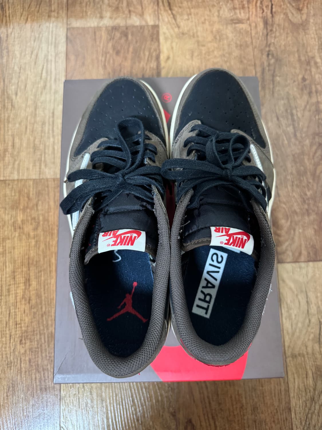 [270] 나이키 조던1 스캇 로우 OG 상품이미지4