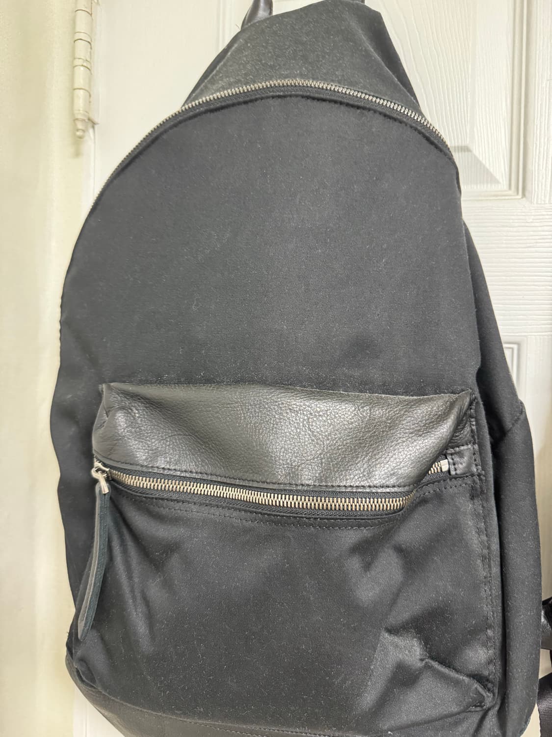 해칭룸 레더데이백팩 os 상품이미지1