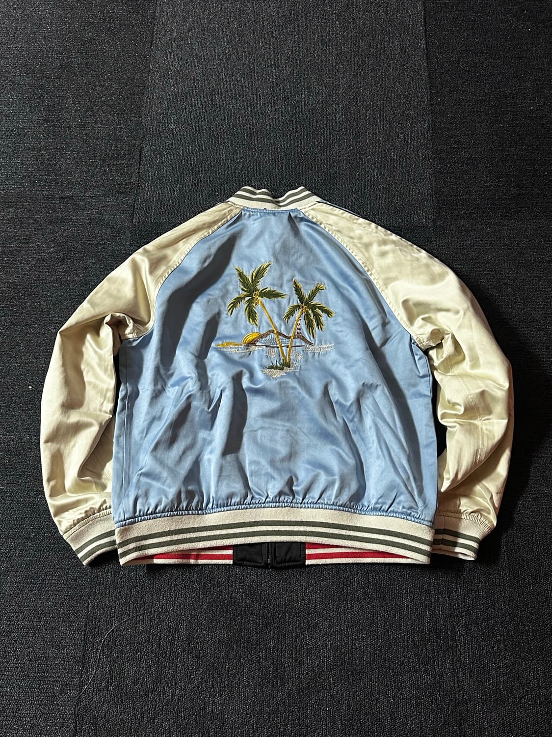 Levi’s 리바이스 리버시블 스카잔 봄버자켓 상품이미지2