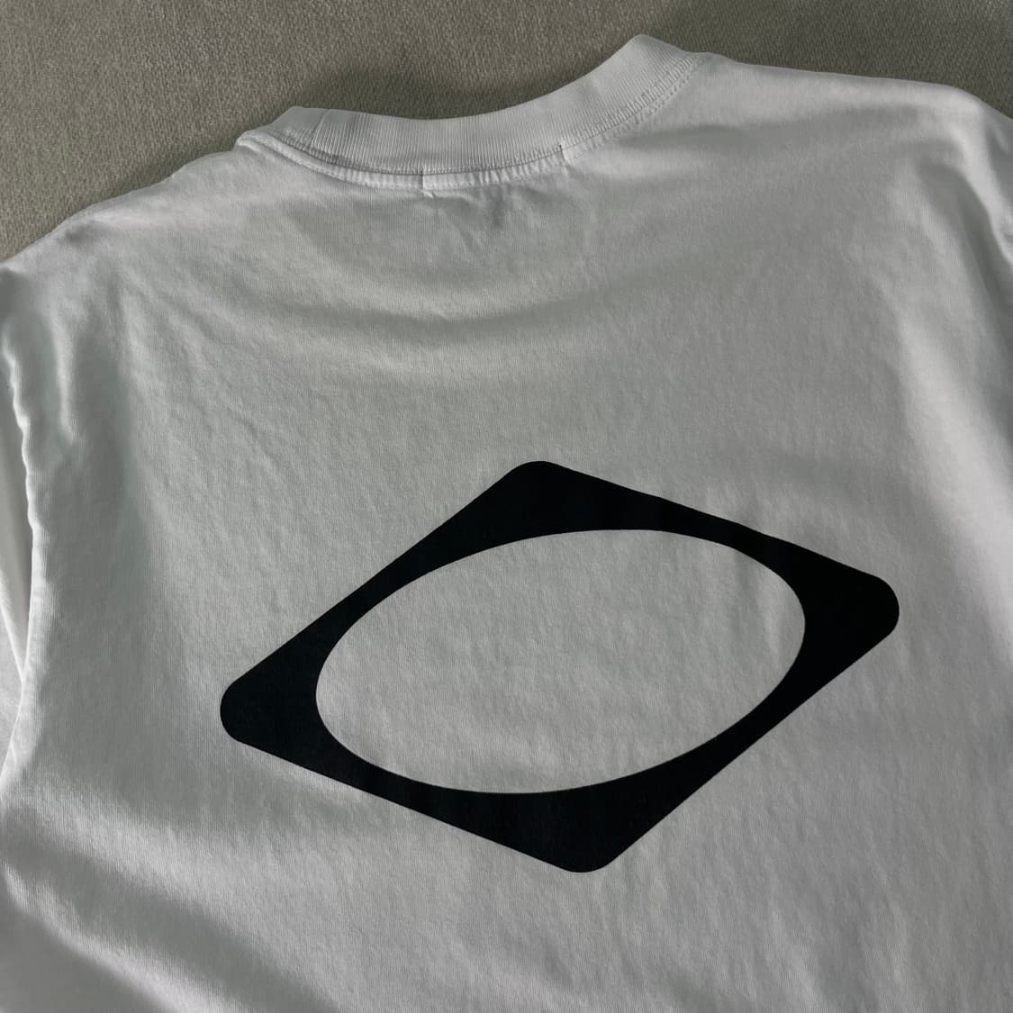 95 미스치프 백로고 반팔 티셔츠 상품이미지6