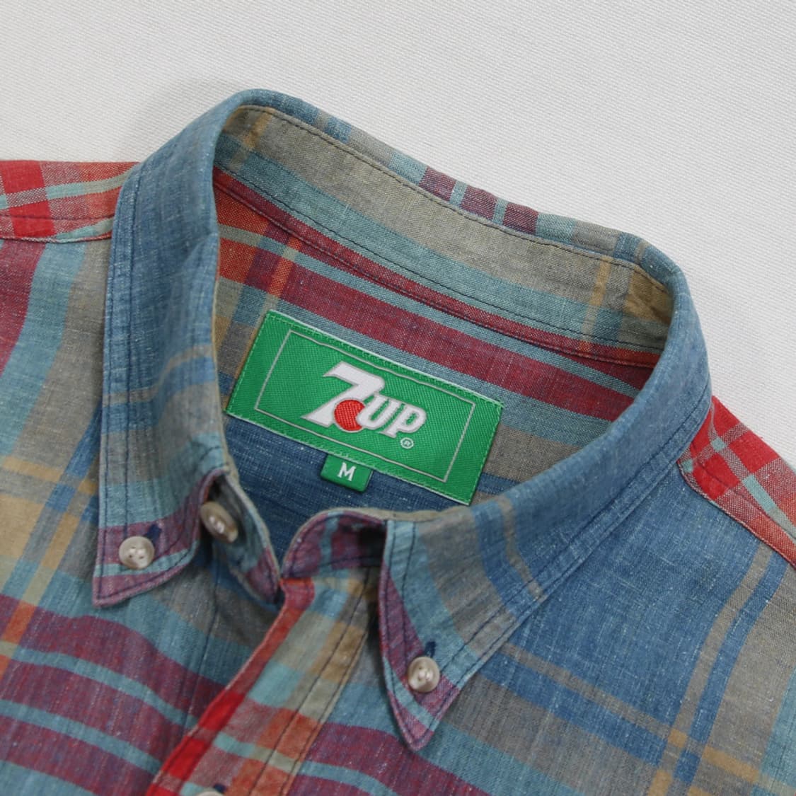 (착용컷) 7UP 체크 셔츠 (남성용 100) 상품이미지5